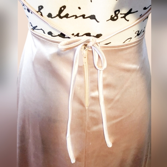 Windsor Laurel Lace-Up A-Line Slit Satin Formal Dress - Picture 11 of 13